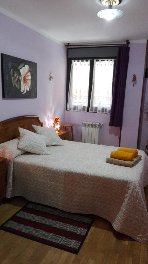 Amplio Loft Con Plaza De Garaje Leilighet Onís Rom bilde