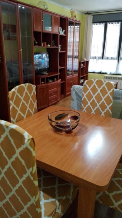 Amplio Loft Con Plaza De Garaje Leilighet Onís Rom bilde